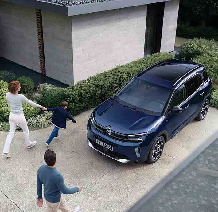 suv Citroën c5 aircross hybride design Nyons